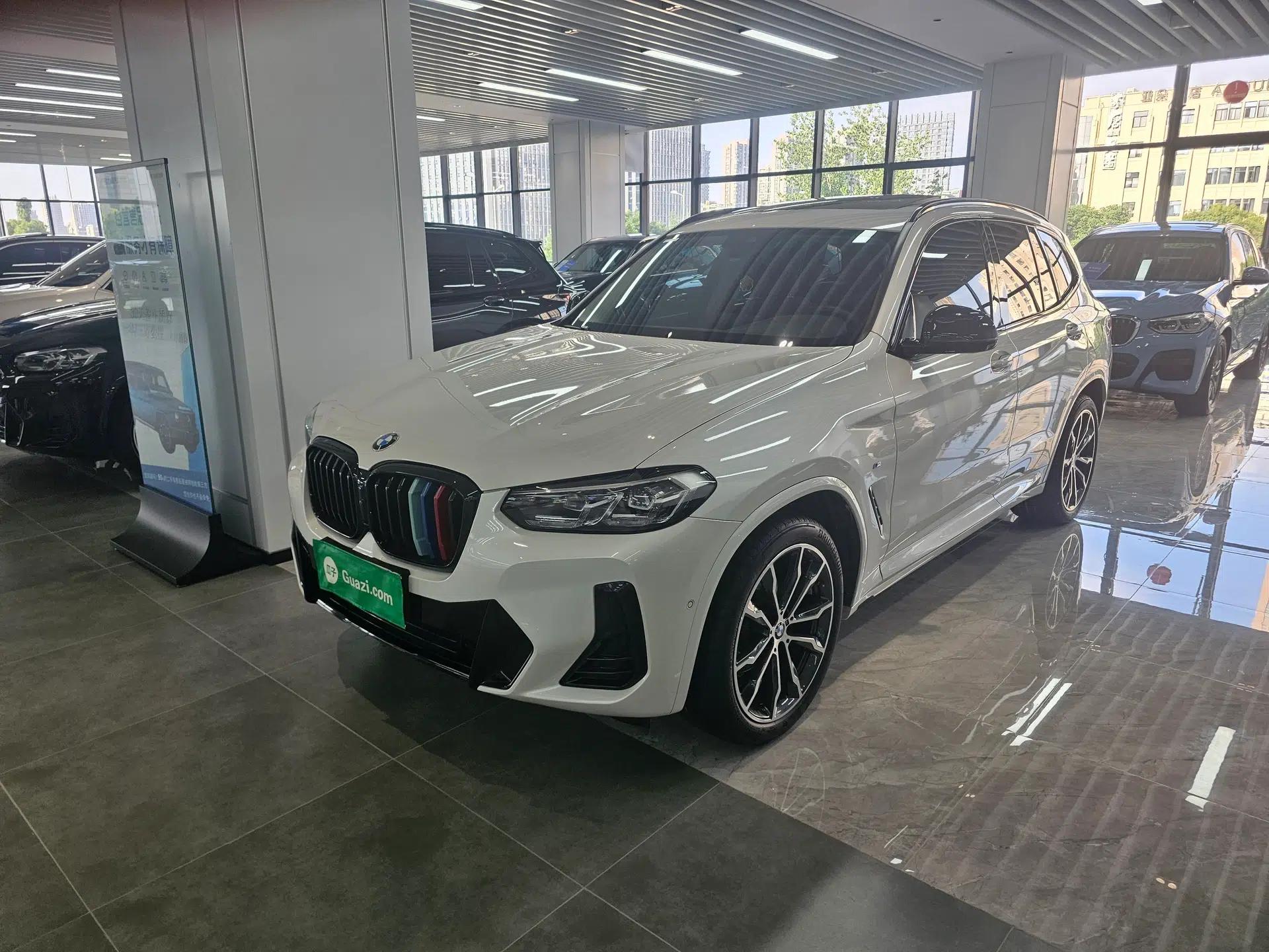 BMW X3 2023 Restyled xDrive30i Leading Edition M Night Sky Package — миниатюра 1
