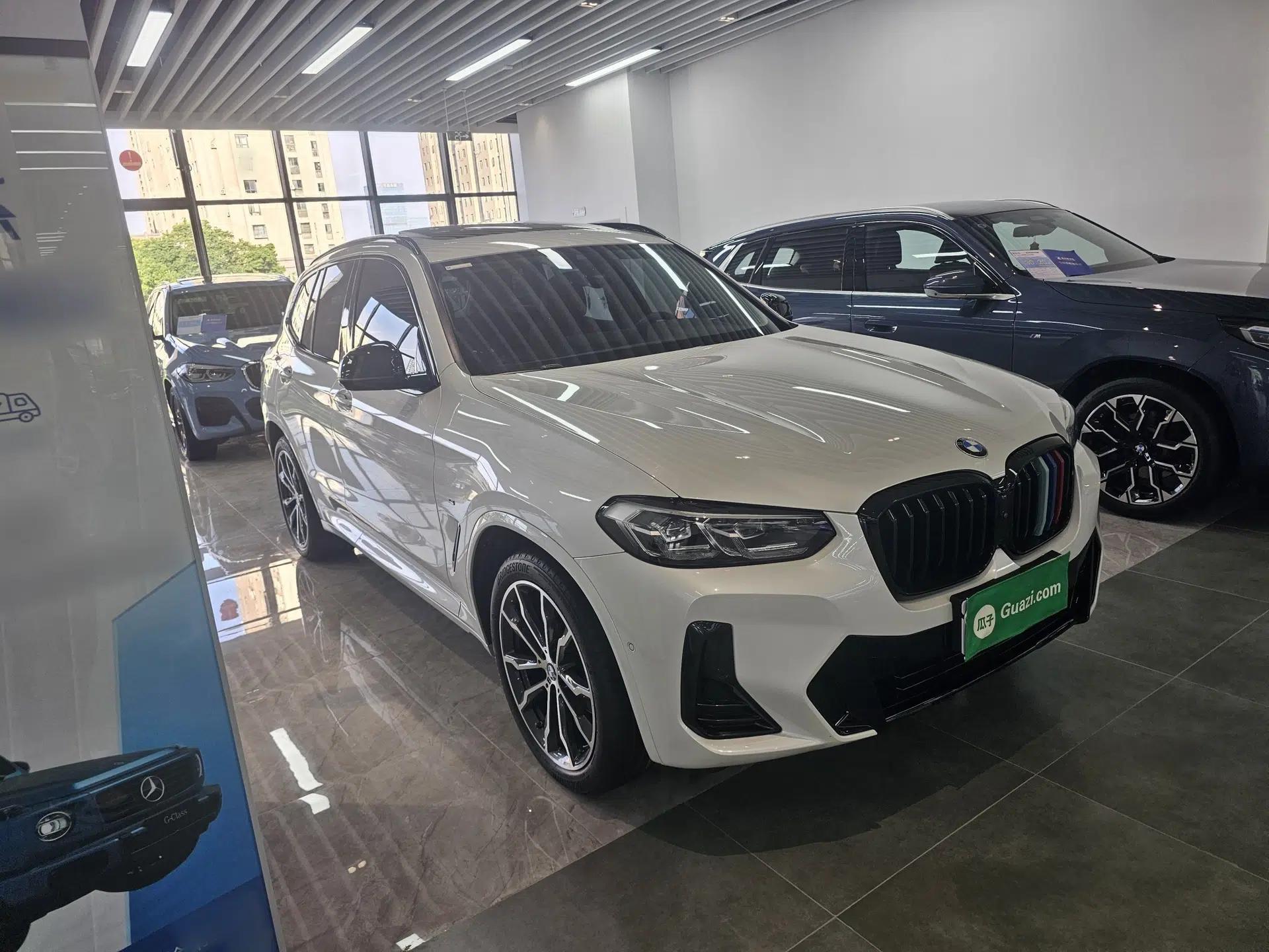 BMW X3 2023 Restyled xDrive30i Leading Edition M Night Sky Package — миниатюра 3