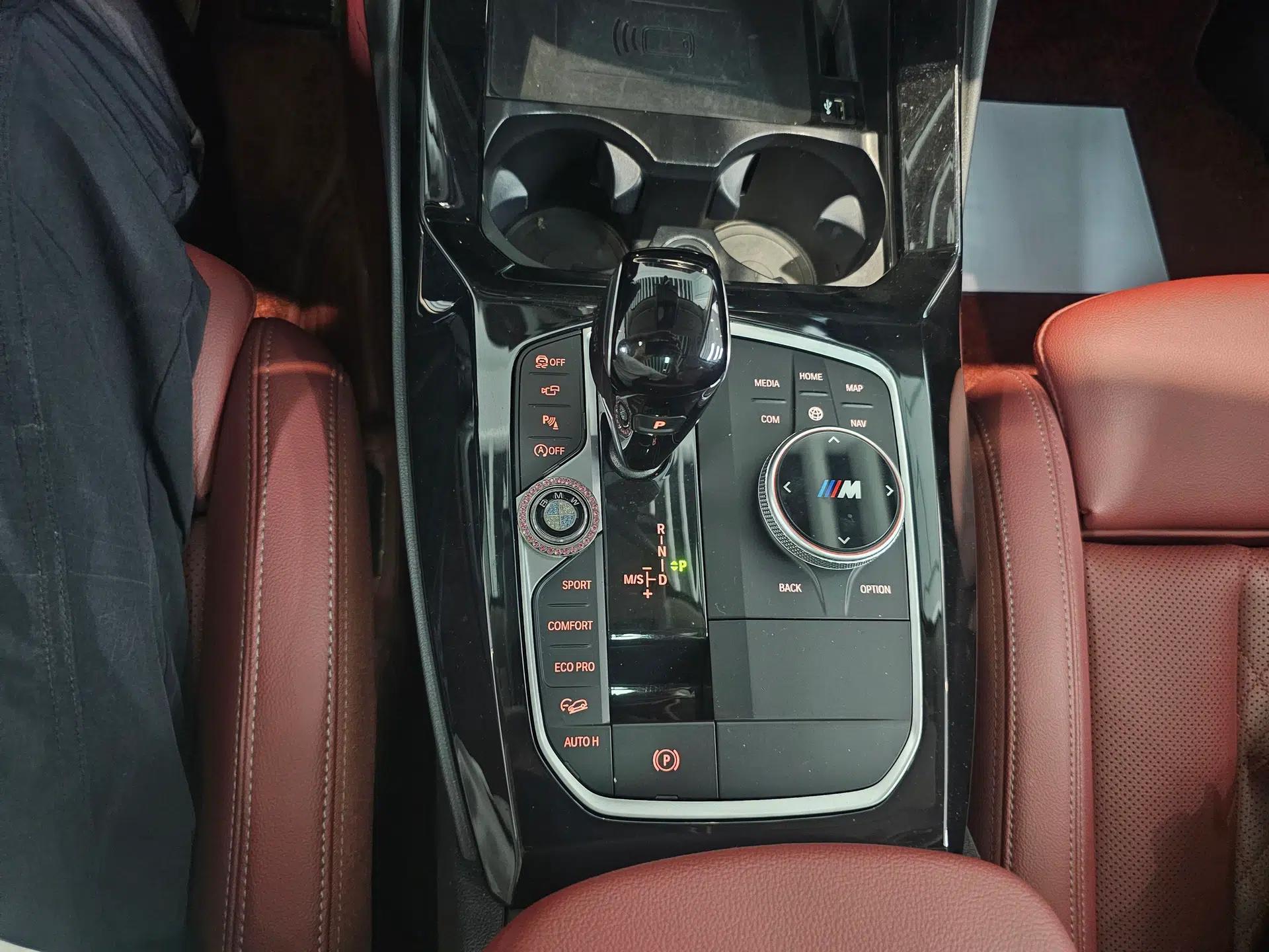 BMW X3 2023 Restyled xDrive30i Leading Edition M Night Sky Package — миниатюра 21