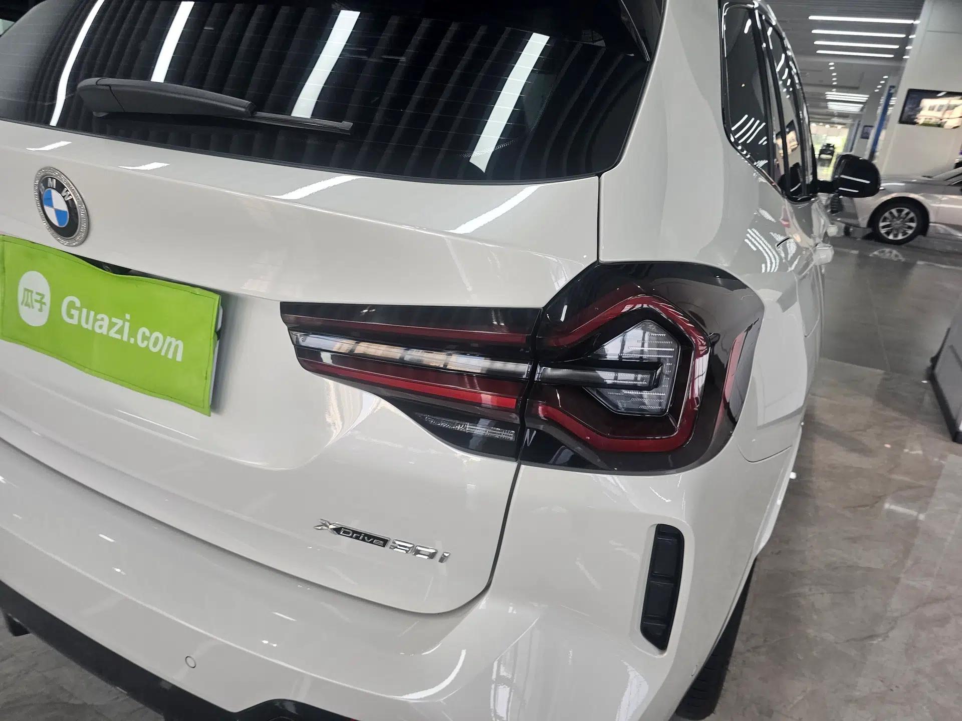 BMW X3 2023 Restyled xDrive30i Leading Edition M Night Sky Package — миниатюра 9