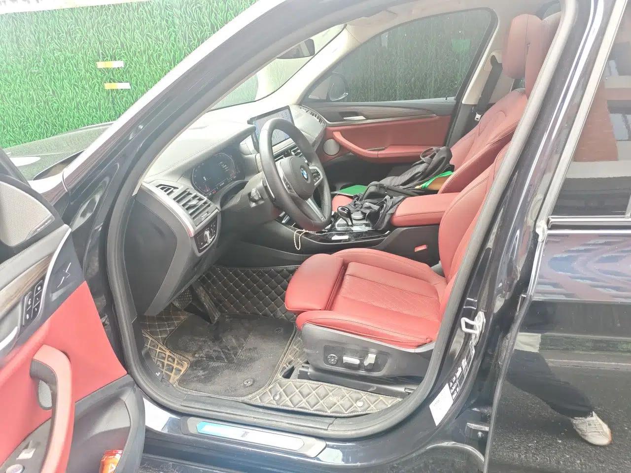 BMW X3 2022 xDrive30i Luxury Model M Night Sky Package — миниатюра 15
