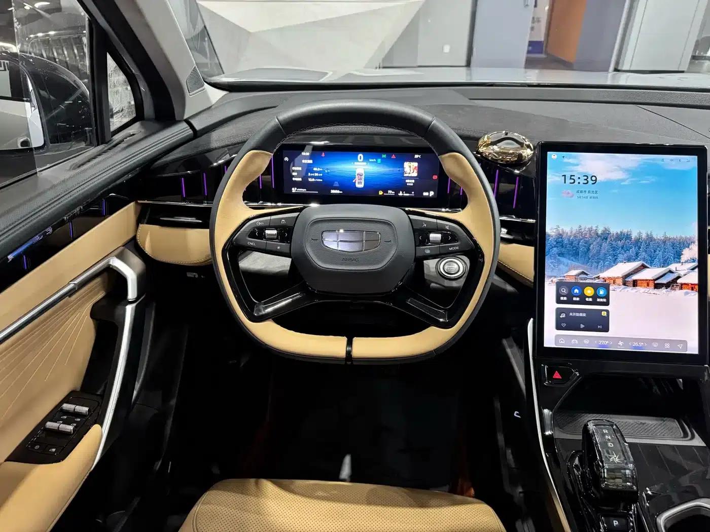 Geely Boyue L 2023 1.5TD DCT Premium Edition — миниатюра 13