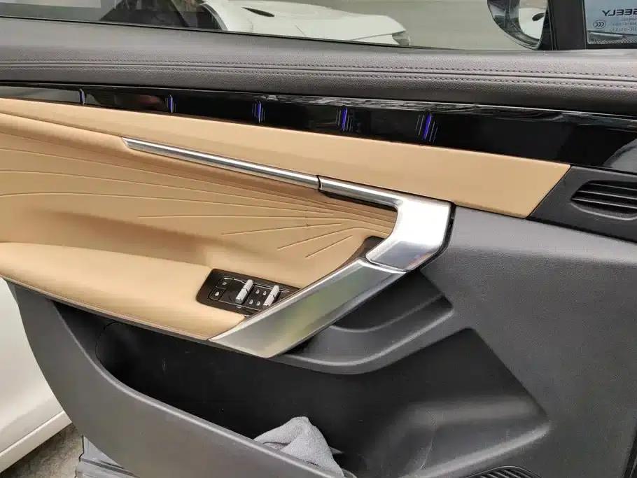Geely Boyue L 2023 1.5TD DCT Premium Edition — миниатюра 6