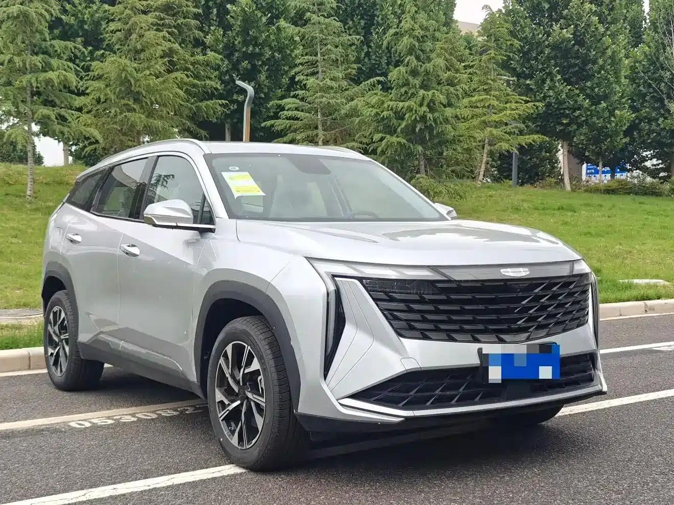 Geely Boyue L 2024 1.5TD DCT Dragon Edition — миниатюра 3