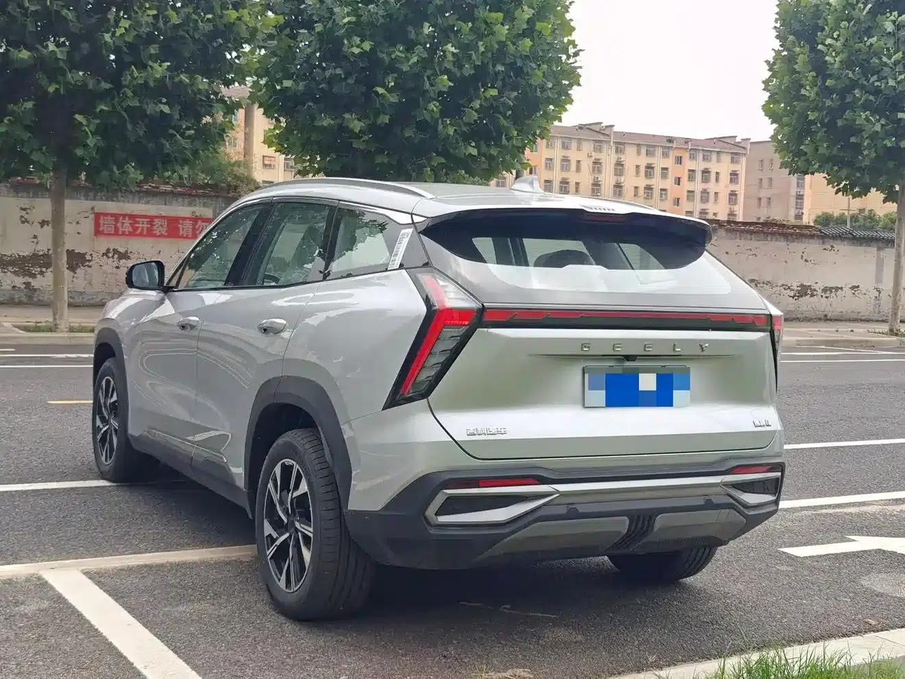 Geely Boyue L 2024 1.5TD DCT Dragon Edition — миниатюра 7