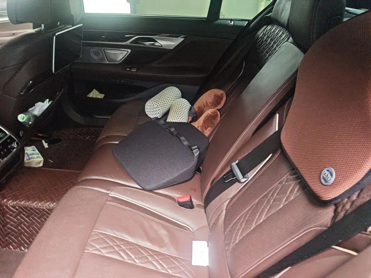 BMW 7 Series 2018 730Li Luxury Edition M Sport Package — миниатюра 17