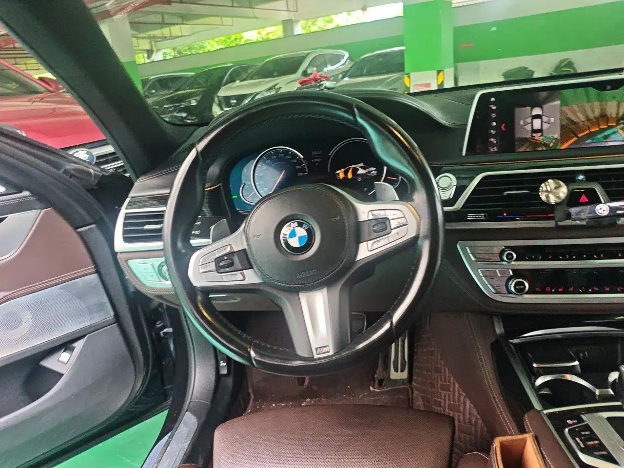BMW 7 Series 2018 730Li Luxury Edition M Sport Package — миниатюра 10