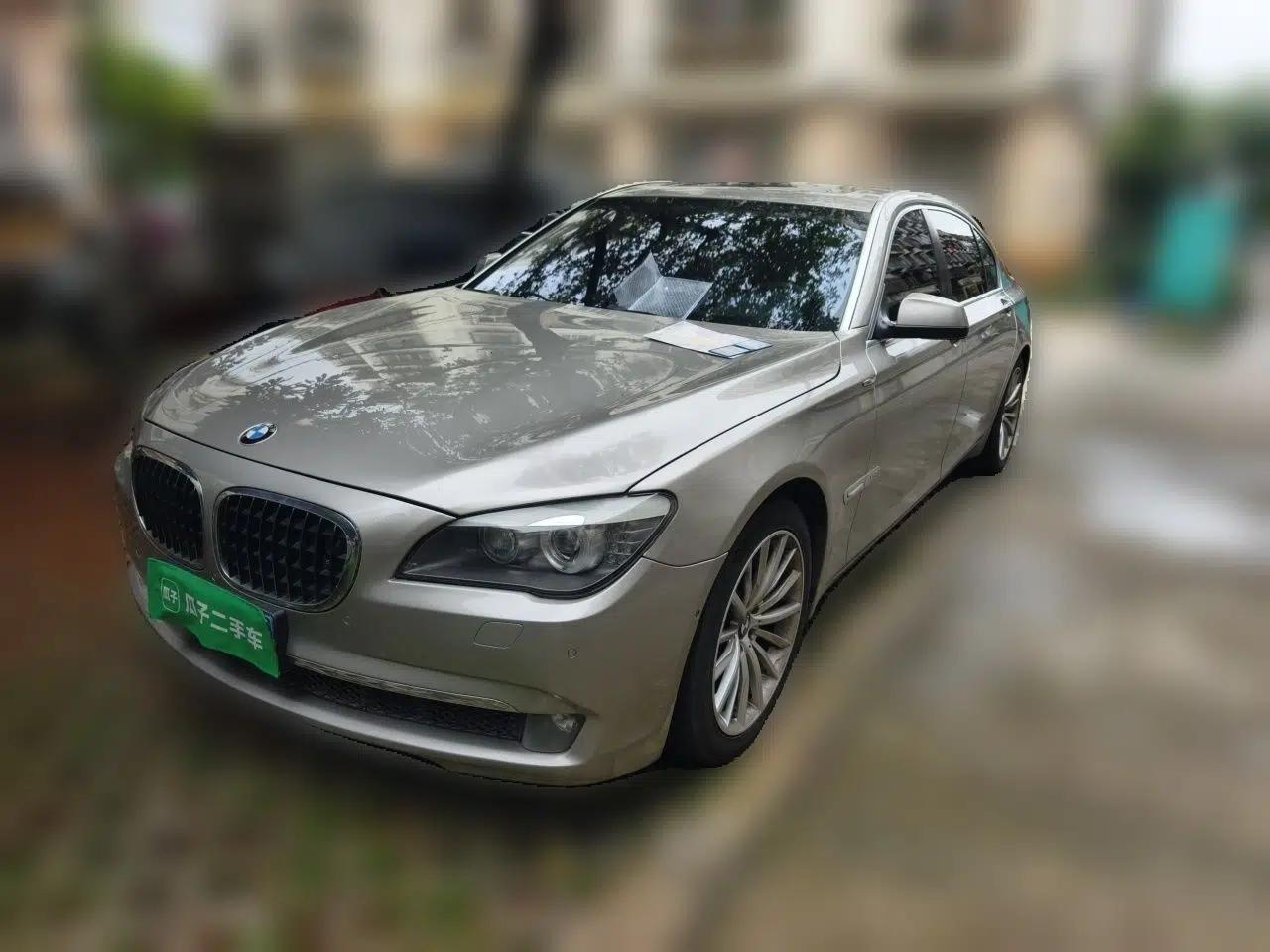 BMW 7 Series 2010 760Li — миниатюра 1