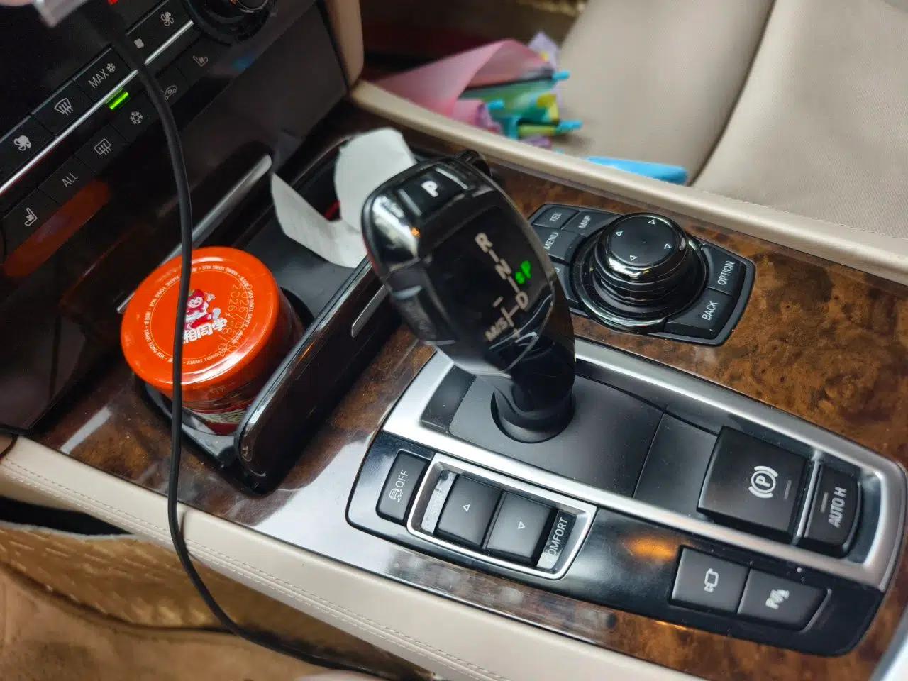 BMW 7 Series 2010 760Li — миниатюра 14