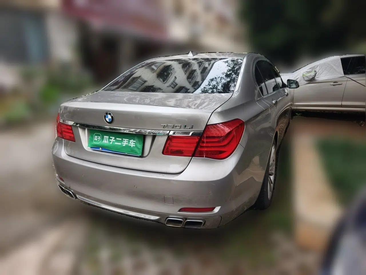 BMW 7 Series 2010 760Li — миниатюра 6
