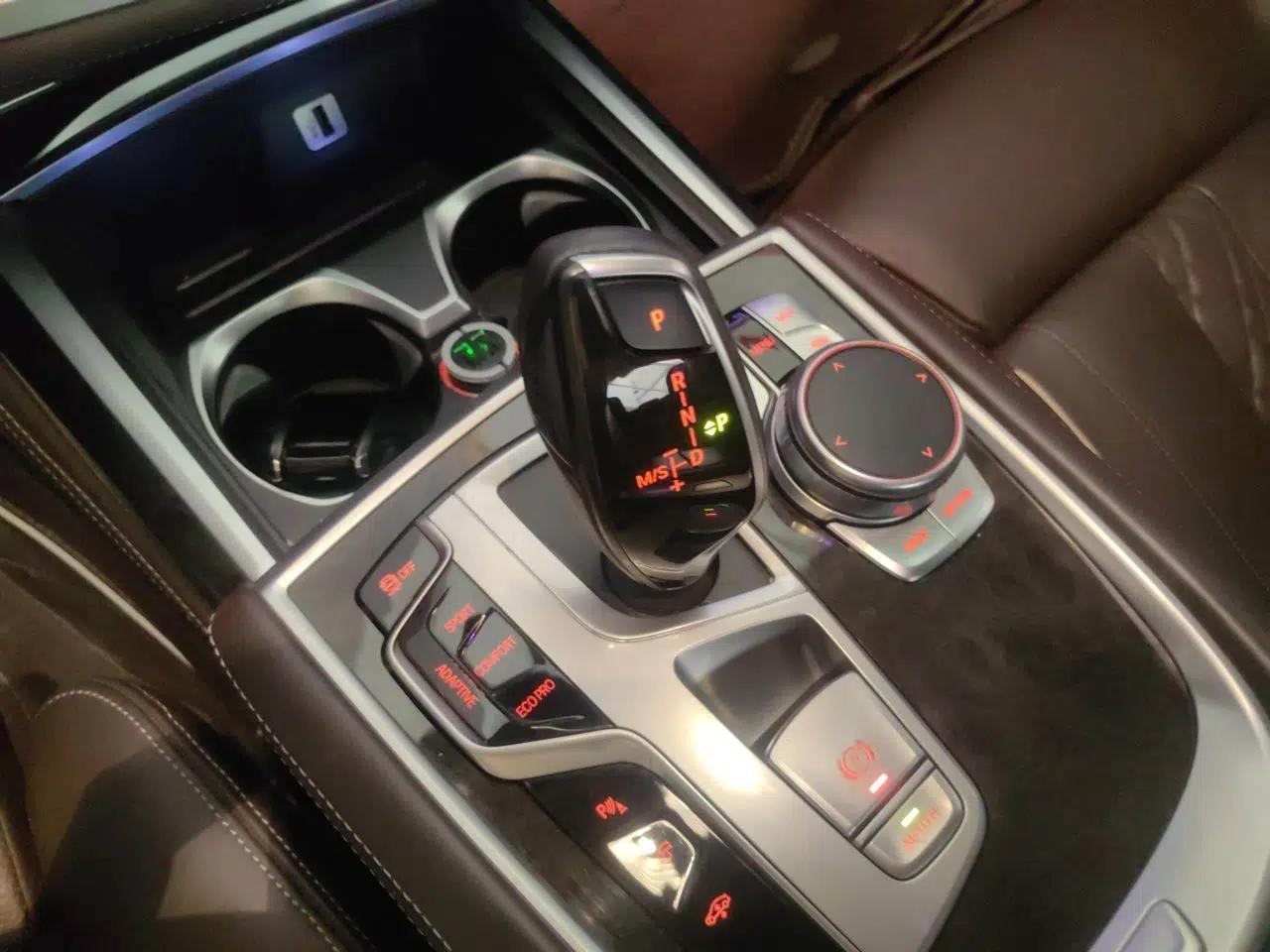BMW 7 Series 2017 730Li Luxury Model — миниатюра 14