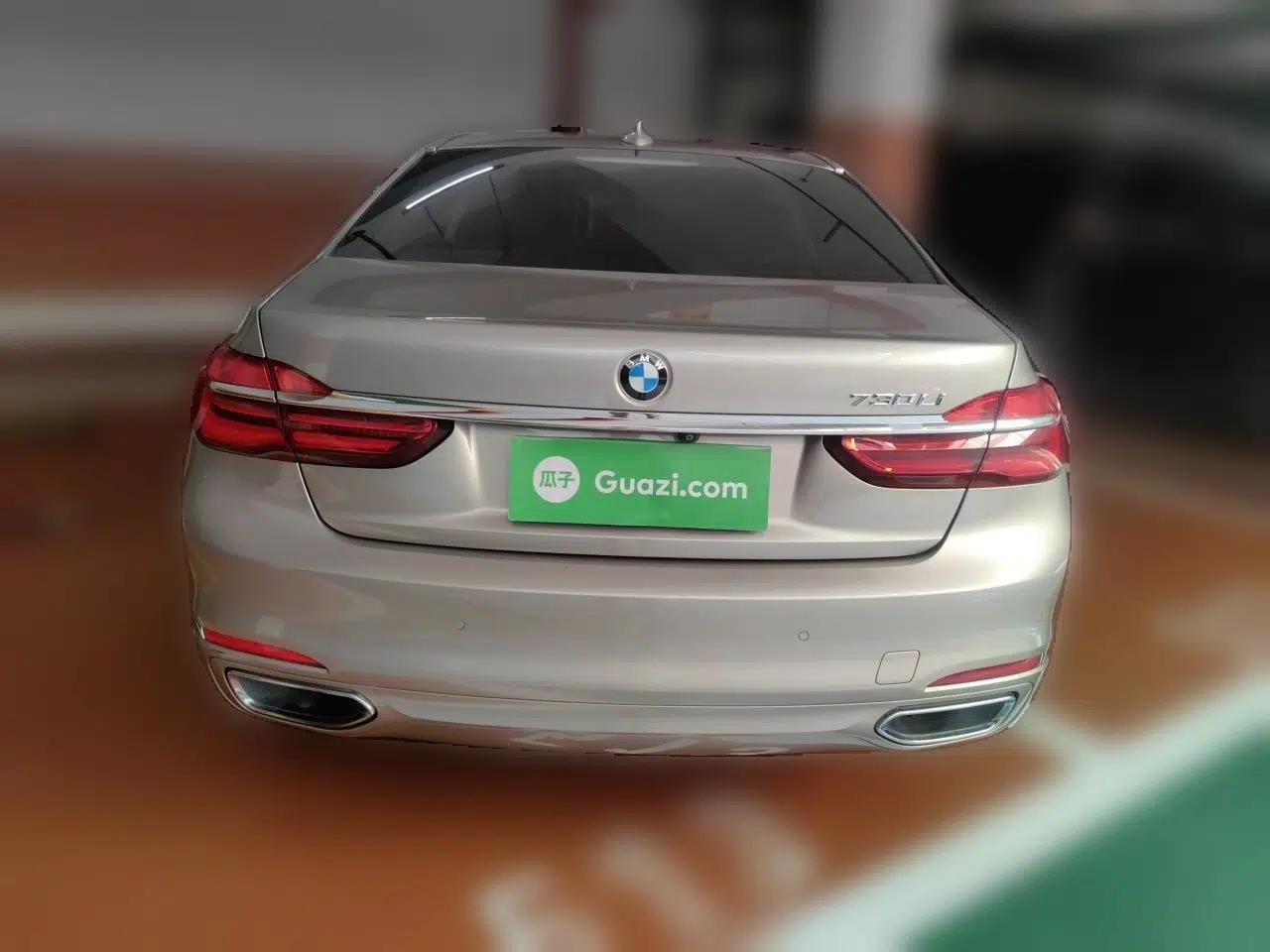 BMW 7 Series 2017 730Li Luxury Model — миниатюра 5