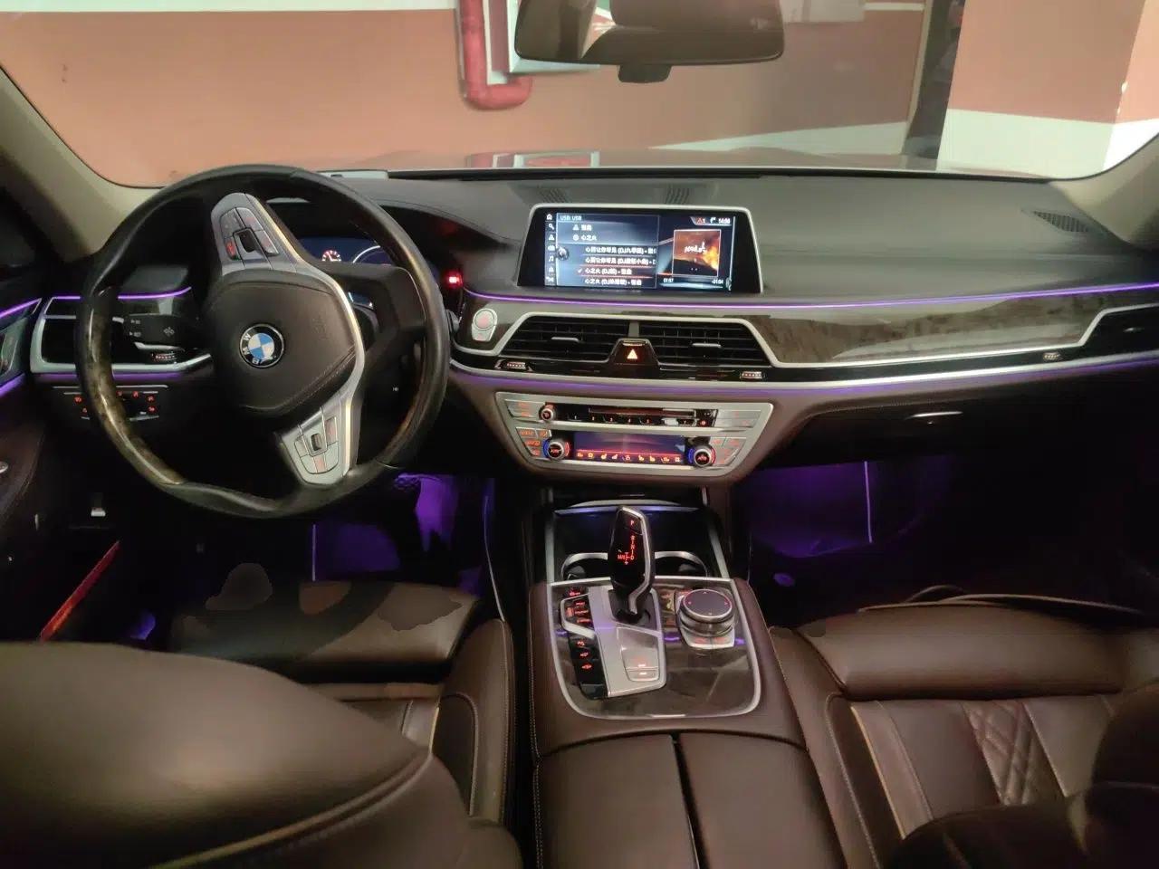 BMW 7 Series 2017 730Li Luxury Model — миниатюра 9