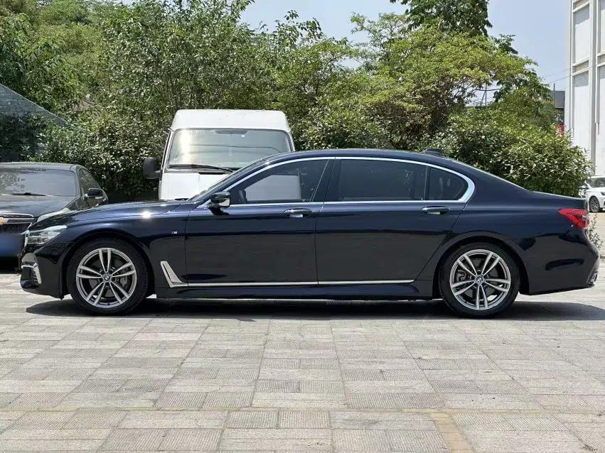 BMW 7 Series 2018 730Li Leading Model M Sport Package — миниатюра 4