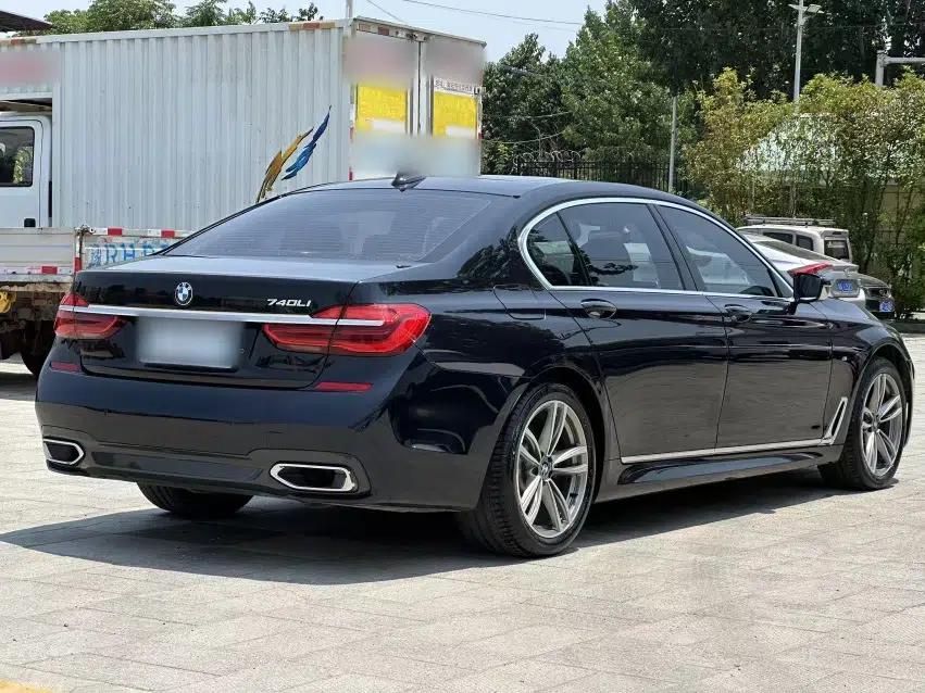 BMW 7 Series 2018 730Li Leading Model M Sport Package — миниатюра 7
