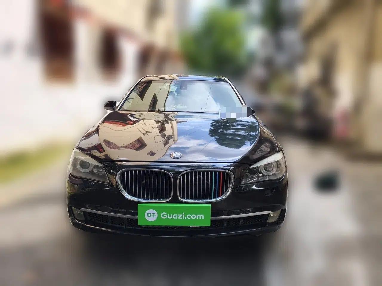 BMW 7 Series 2009 730Li Luxury Model — миниатюра 2