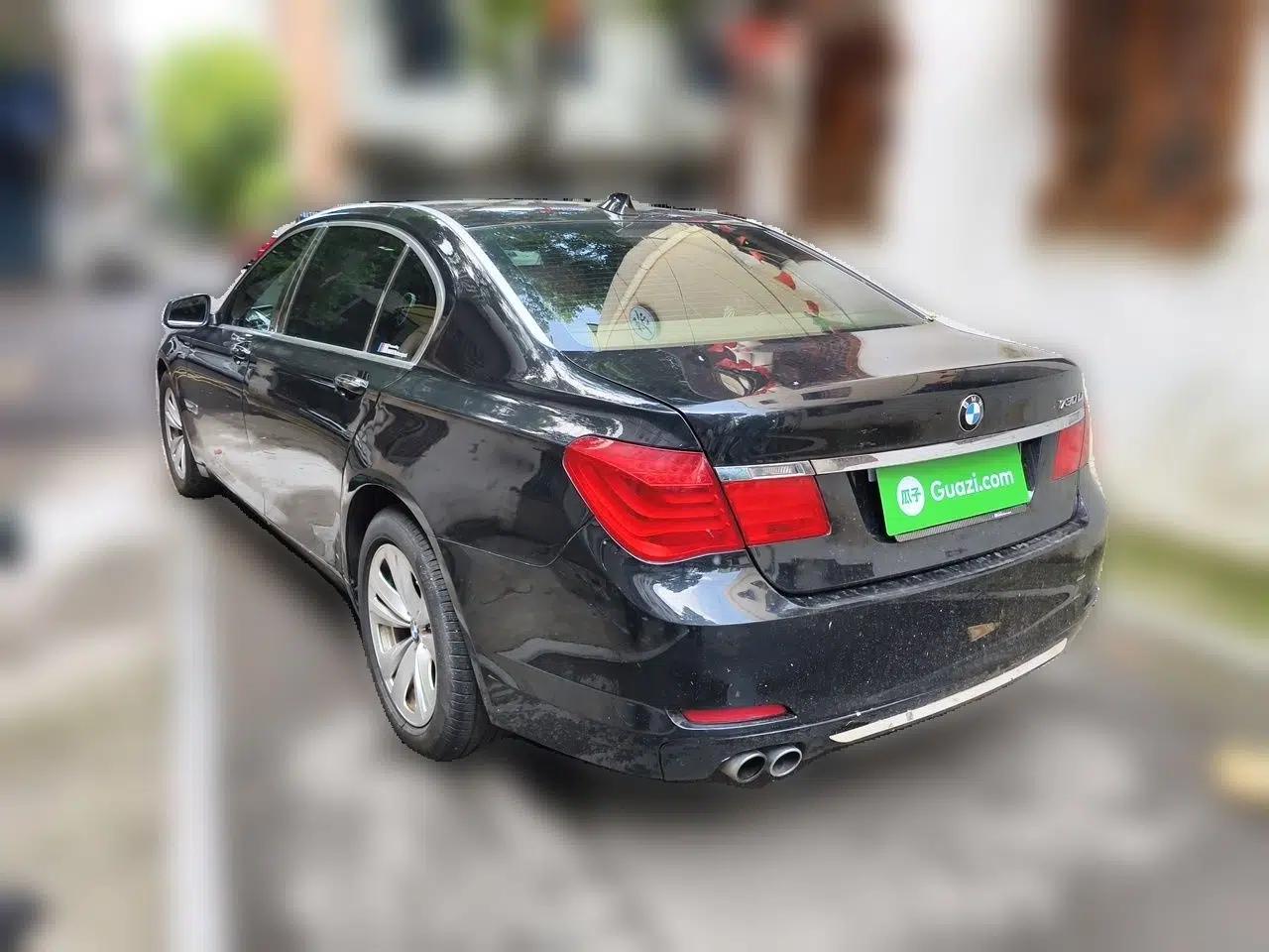 BMW 7 Series 2009 730Li Luxury Model — миниатюра 4