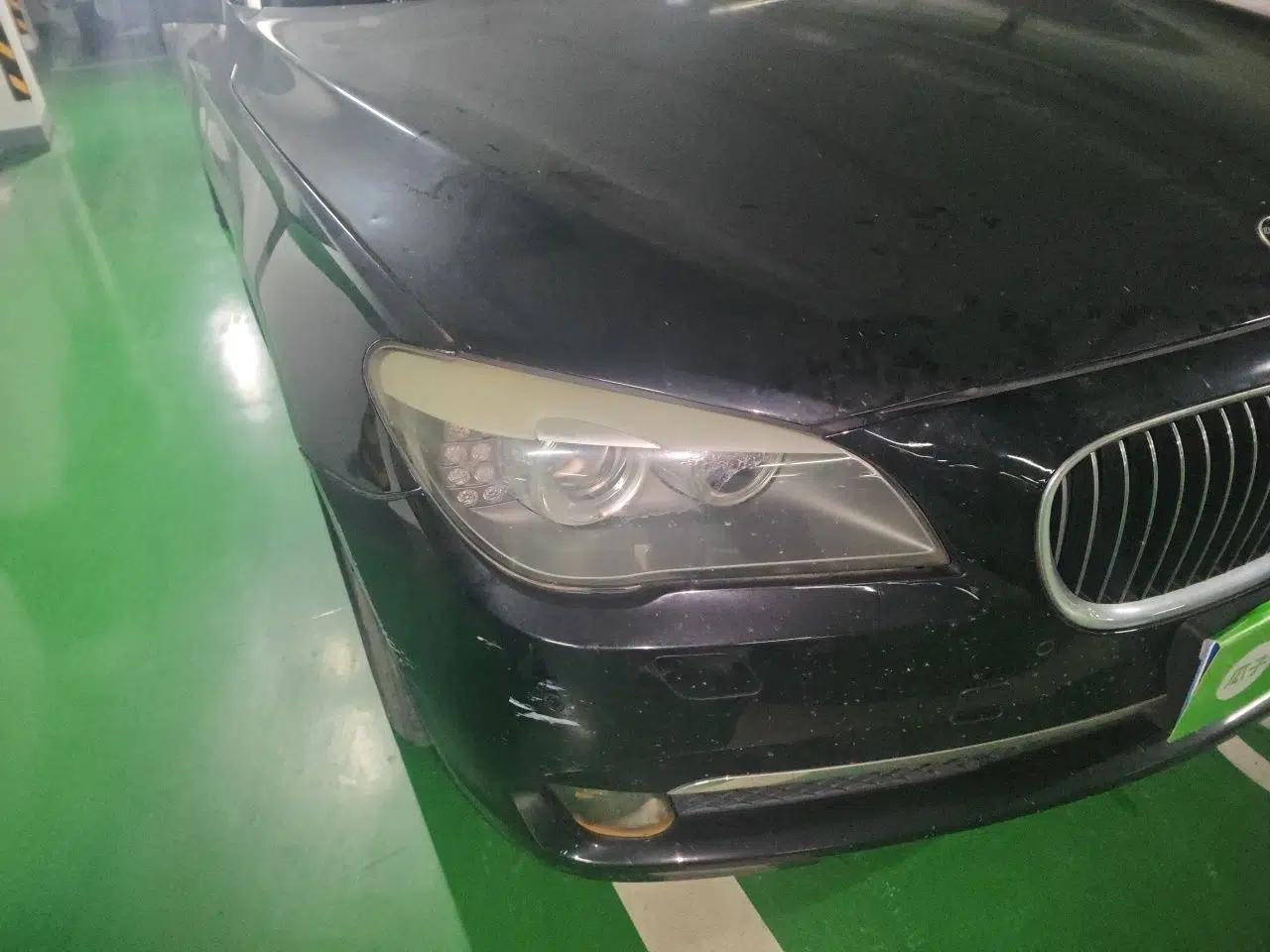 BMW 7 Series 2011 730Li Elegant Model — миниатюра 7
