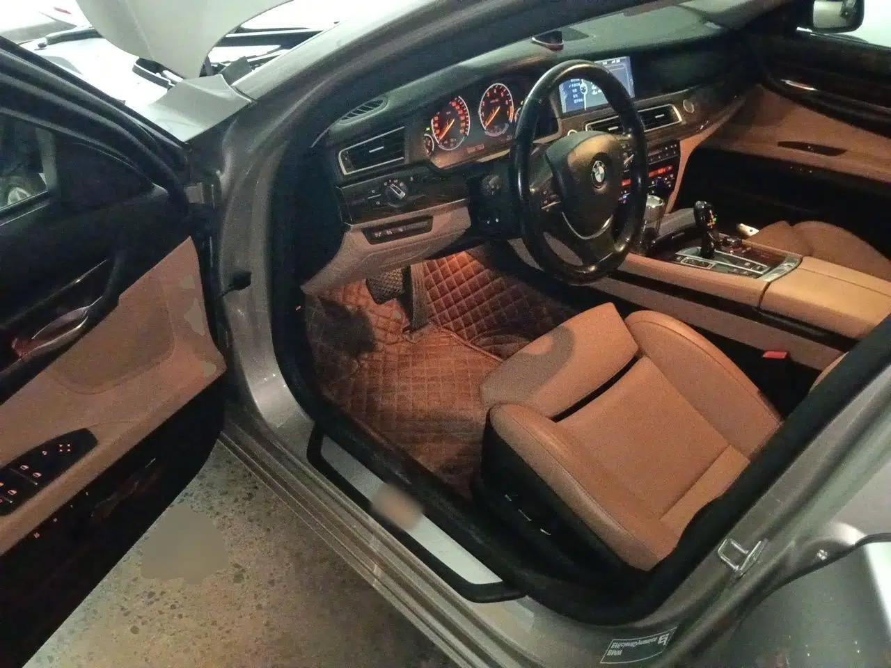 BMW 7 Series 2010 760Li — миниатюра 16