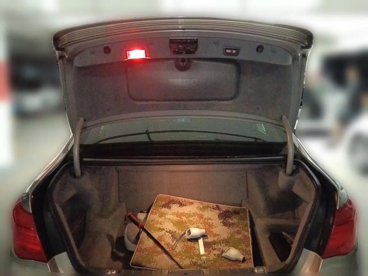 BMW 7 Series 2010 760Li — миниатюра 19