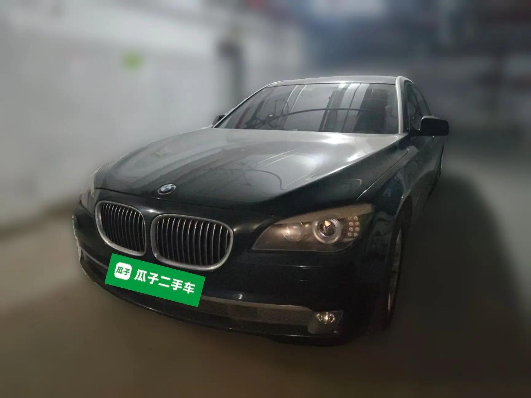 BMW 7 Series 2009 740Li Leading Model — миниатюра 1