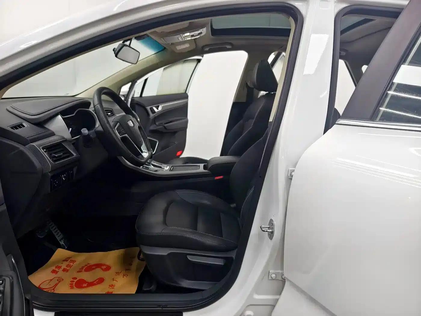 Geely GS 2016 Sport Edition 1.3T Automatic Leading Model — миниатюра 11