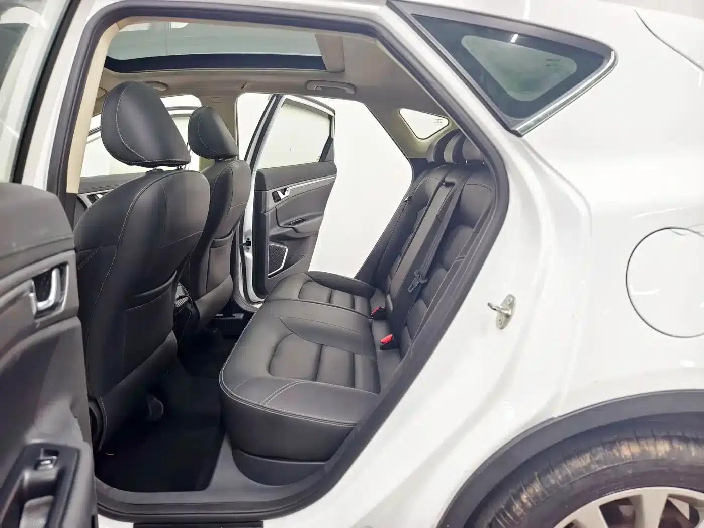 Geely GS 2016 Sport Edition 1.3T Automatic Leading Model — миниатюра 13