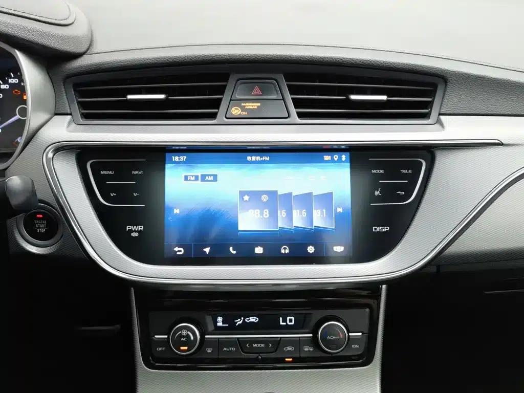 Geely GS 2018 Sport Edition 1.8L Automatic Premium Model — миниатюра 12