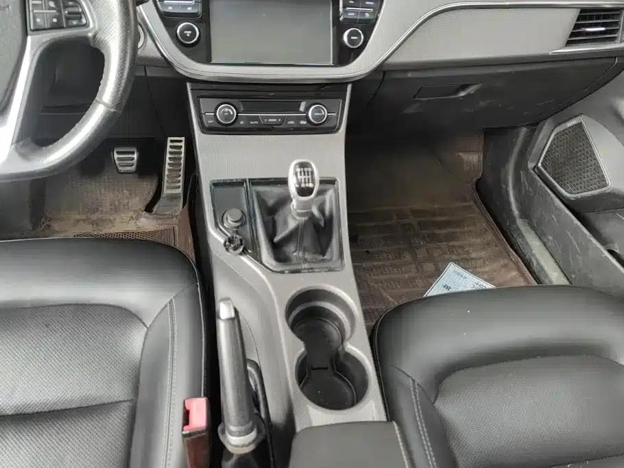 Geely GS 2016 Sport Edition 1.3T Manual Leading Model — миниатюра 16