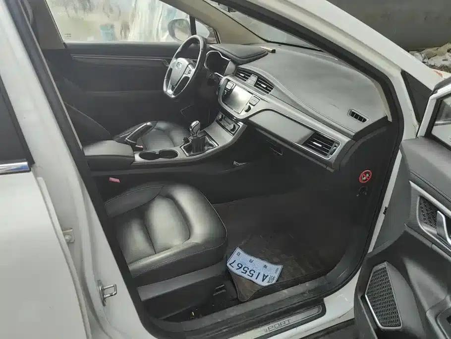 Geely GS 2016 Sport Edition 1.3T Manual Leading Model — миниатюра 8