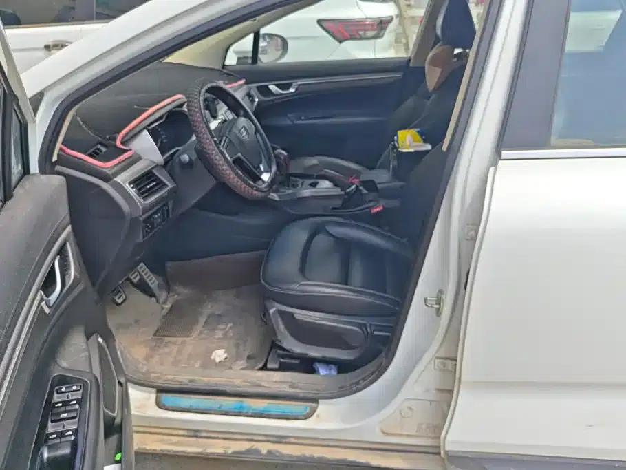 Geely GS 2016 Sport Edition 1.8L Manual Elite — миниатюра 9