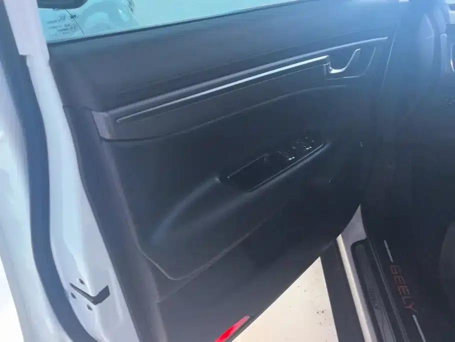 Geely GS 2016 Sport Edition 1.3T Automatic Leading Model — миниатюра 7