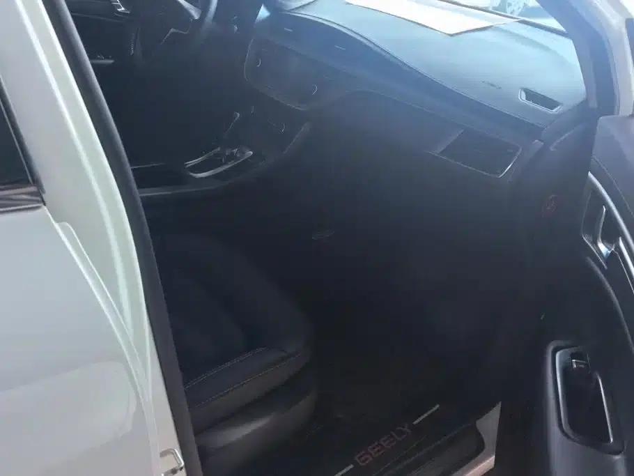Geely GS 2016 Sport Edition 1.3T Automatic Leading Model — миниатюра 8