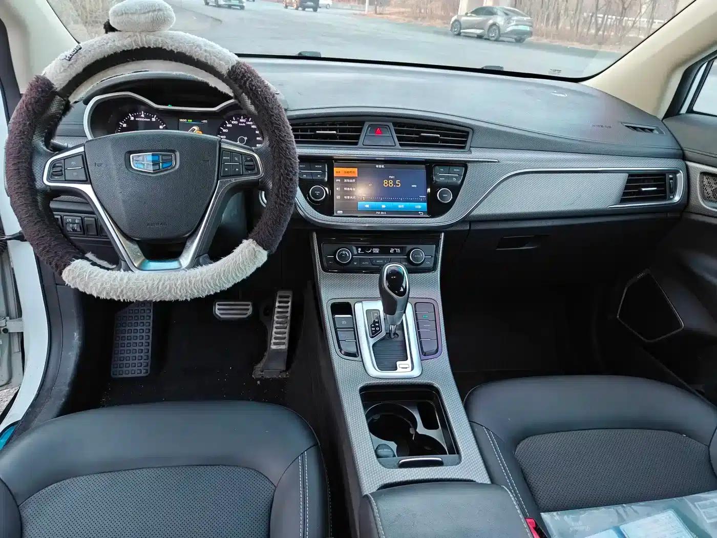 Geely GS 2016 Sport Edition 1.8L Automatic Premium Model — миниатюра 4