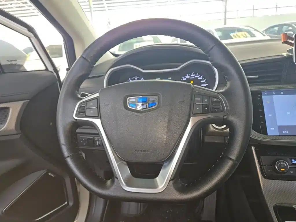 Geely GS 2016 Elegant Edition 1.3T Automatic Leading Model — миниатюра 11