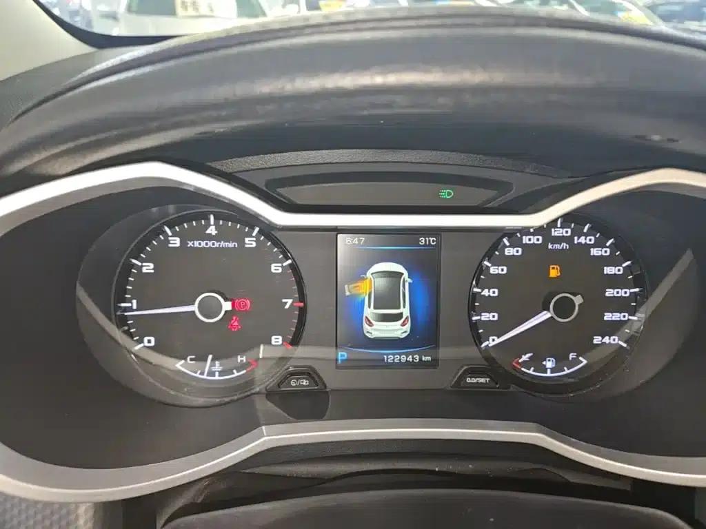 Geely GS 2016 Elegant Edition 1.3T Automatic Leading Model — миниатюра 12