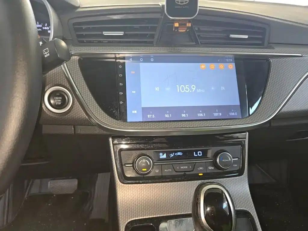 Geely GS 2016 Elegant Edition 1.3T Automatic Leading Model — миниатюра 13