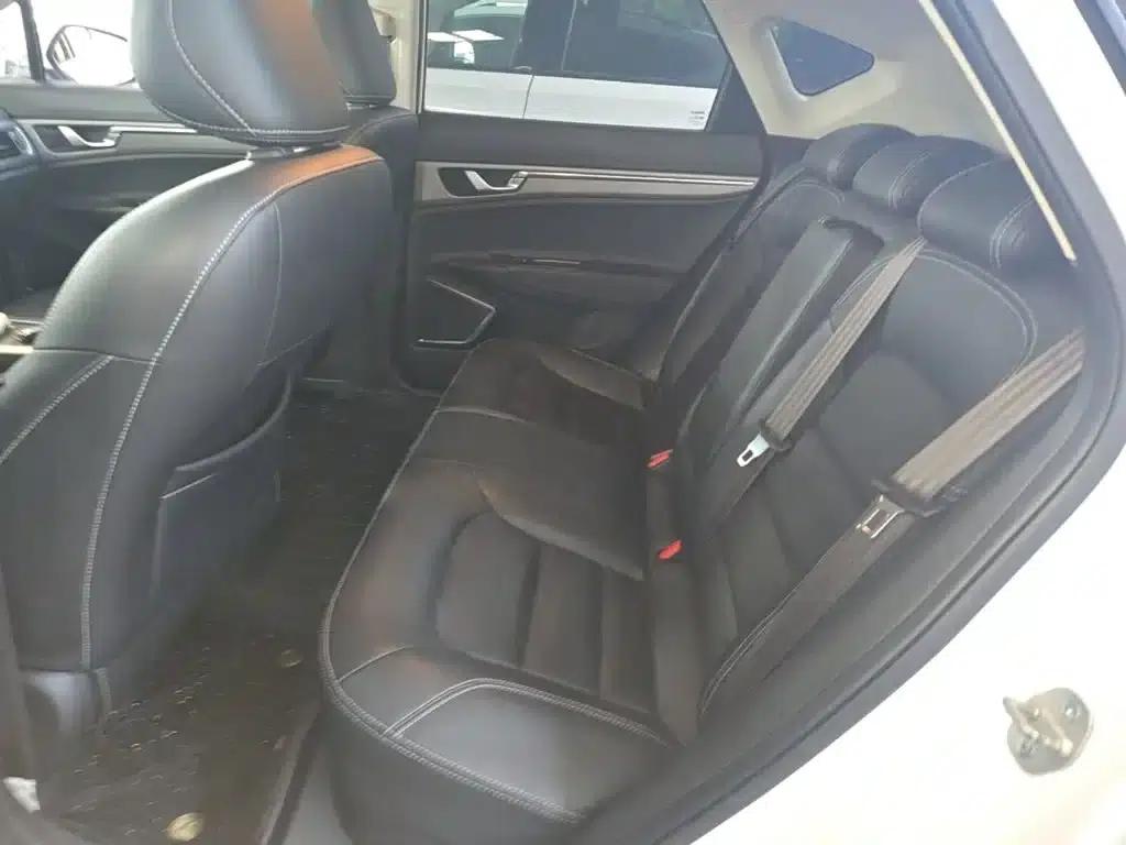 Geely GS 2016 Elegant Edition 1.3T Automatic Leading Model — миниатюра 17