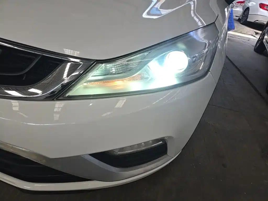 Geely GS 2016 Elegant Edition 1.3T Automatic Leading Model — миниатюра 24