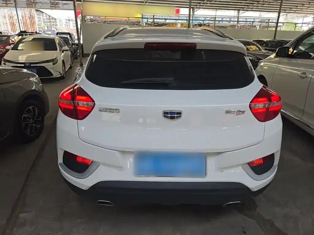 Geely GS 2016 Elegant Edition 1.3T Automatic Leading Model — миниатюра 6