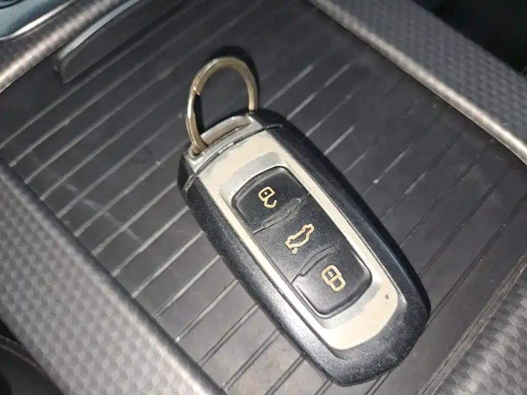 Geely GS 2016 Elegant Edition 1.3T Automatic Leading Model — миниатюра 9