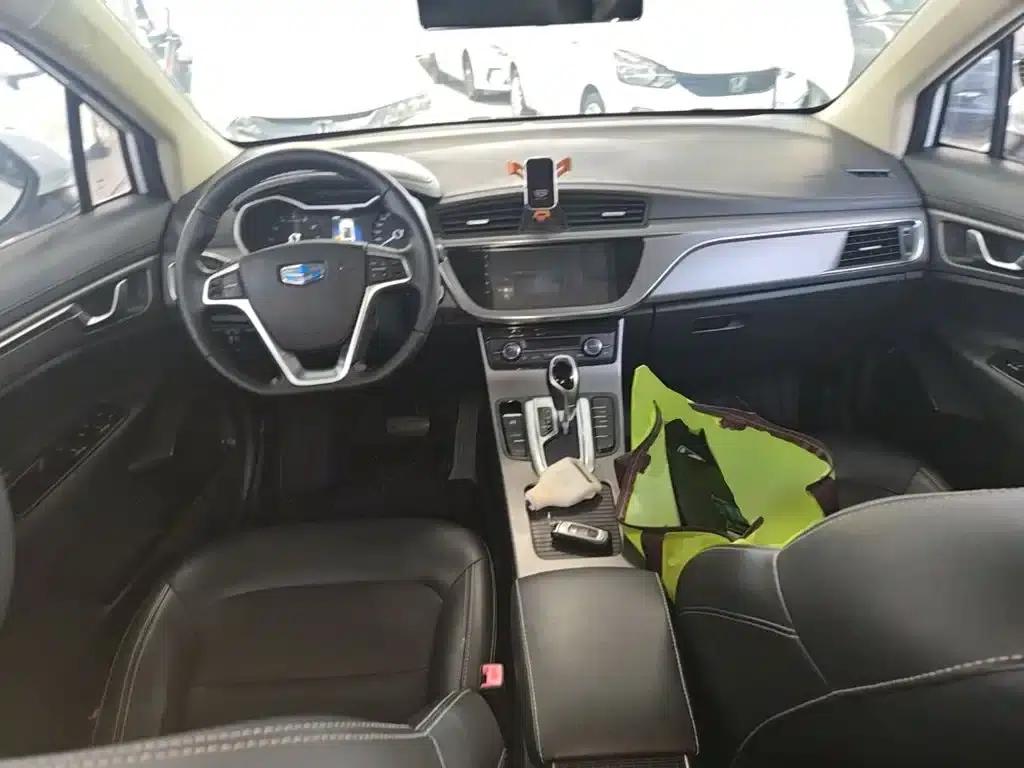 Geely GS 2016 Elegant Edition 1.3T Automatic Leading Model — миниатюра 10