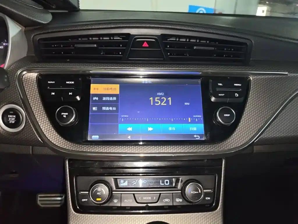 Geely GS 2016 Sport Edition 1.8L Automatic Premium Model — миниатюра 13