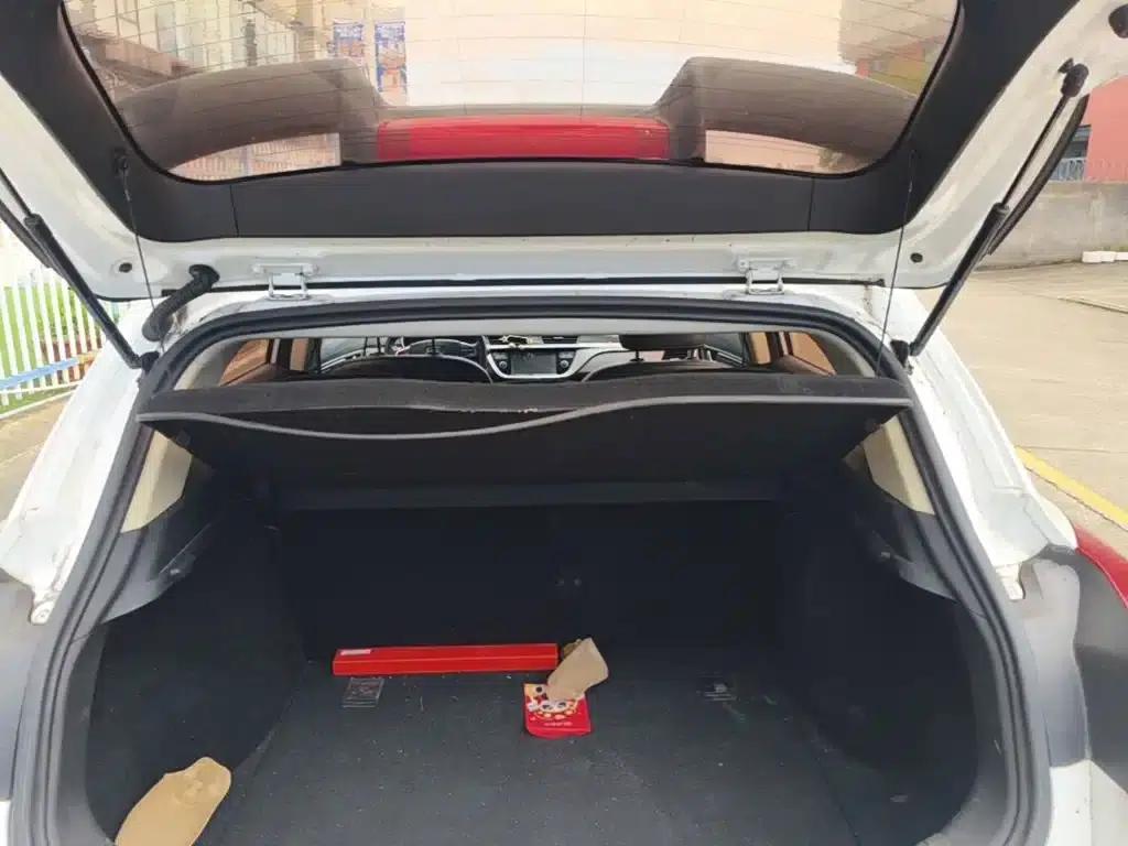 Geely GS 2016 Sport Edition 1.3T Automatic Leading Model — миниатюра 19