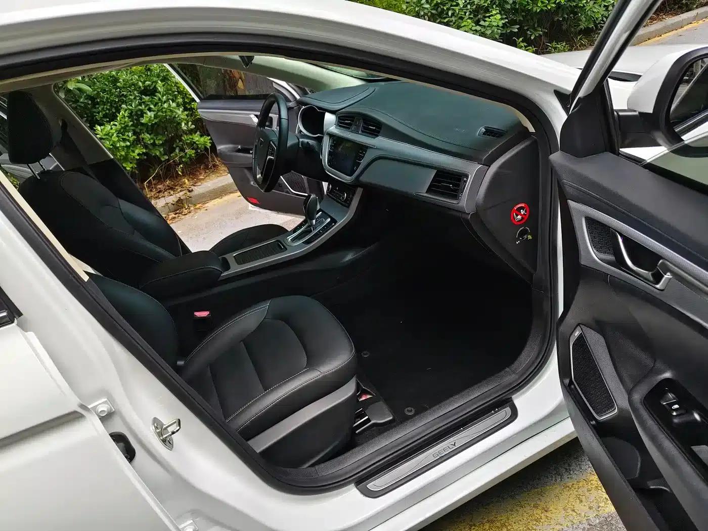 Geely Emgrand GL 2018 1.8L DCT Elite Intelligent Connected Edition — миниатюра 9