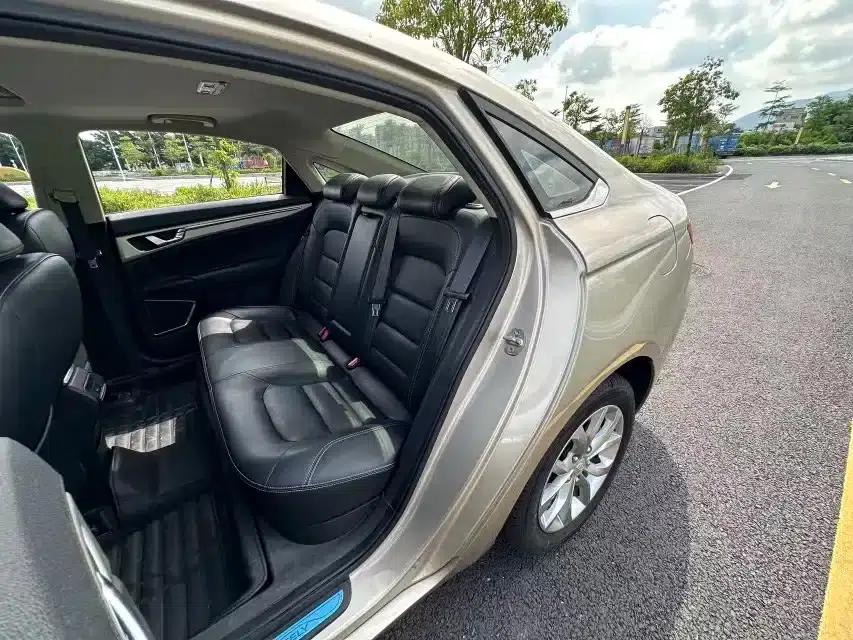 Geely Emgrand GL 2017 1.3T DCT Elite — миниатюра 7