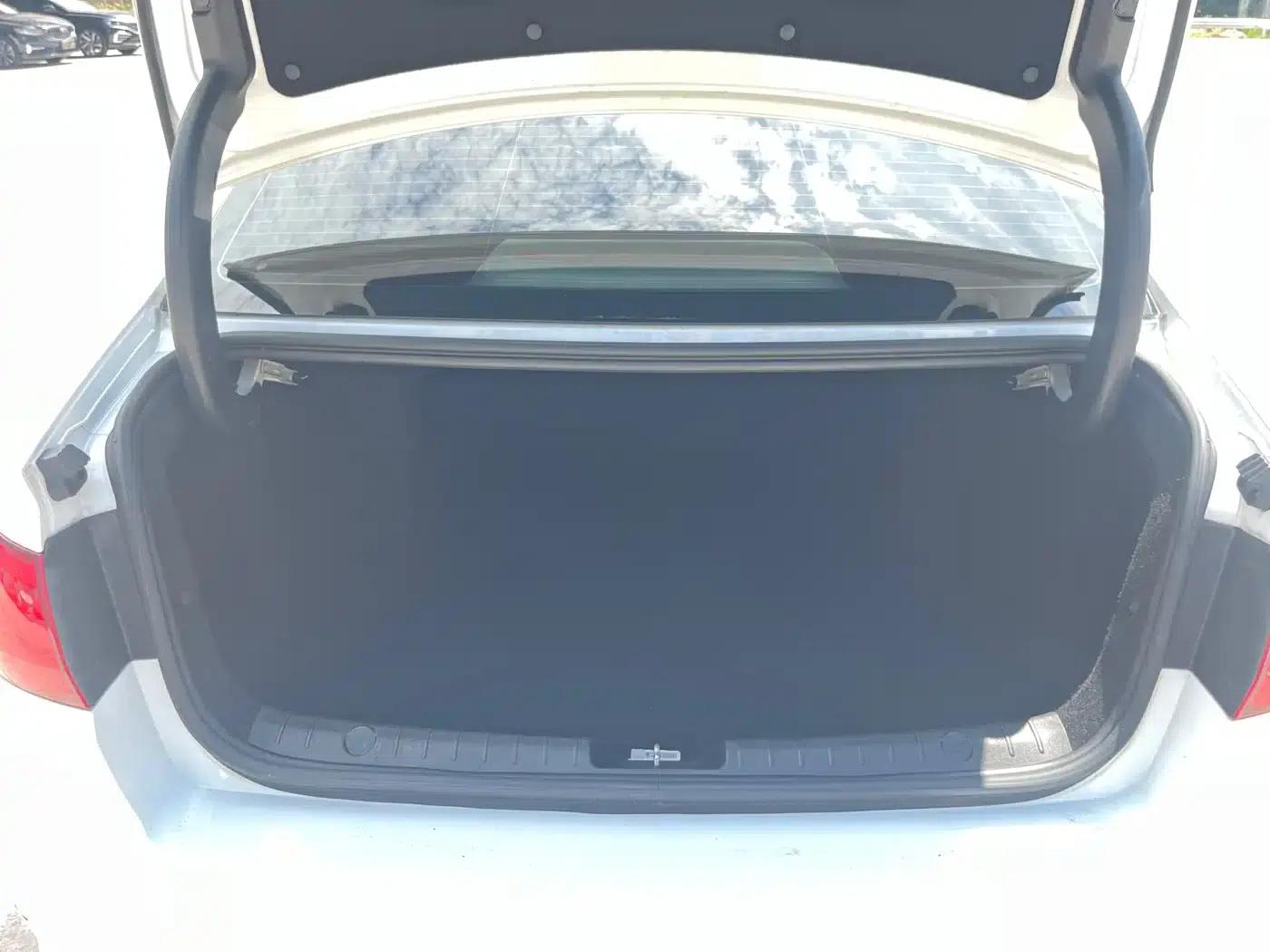 Geely Emgrand GL 2019 1.4T CVT Premium Smart Edition — миниатюра 10