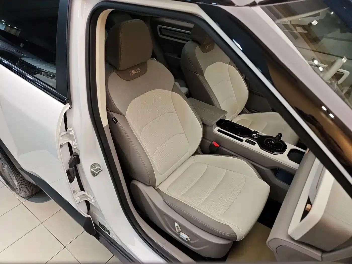 Geely ICON 2026 Chocolate 1.5TD Premium Edition — миниатюра 33