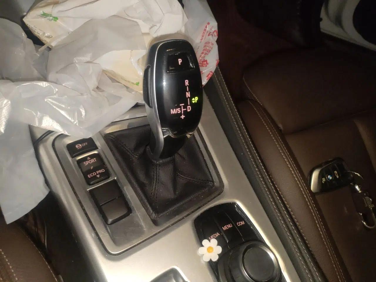BMW 1 Series 2020 120i M Sport Package — миниатюра 14