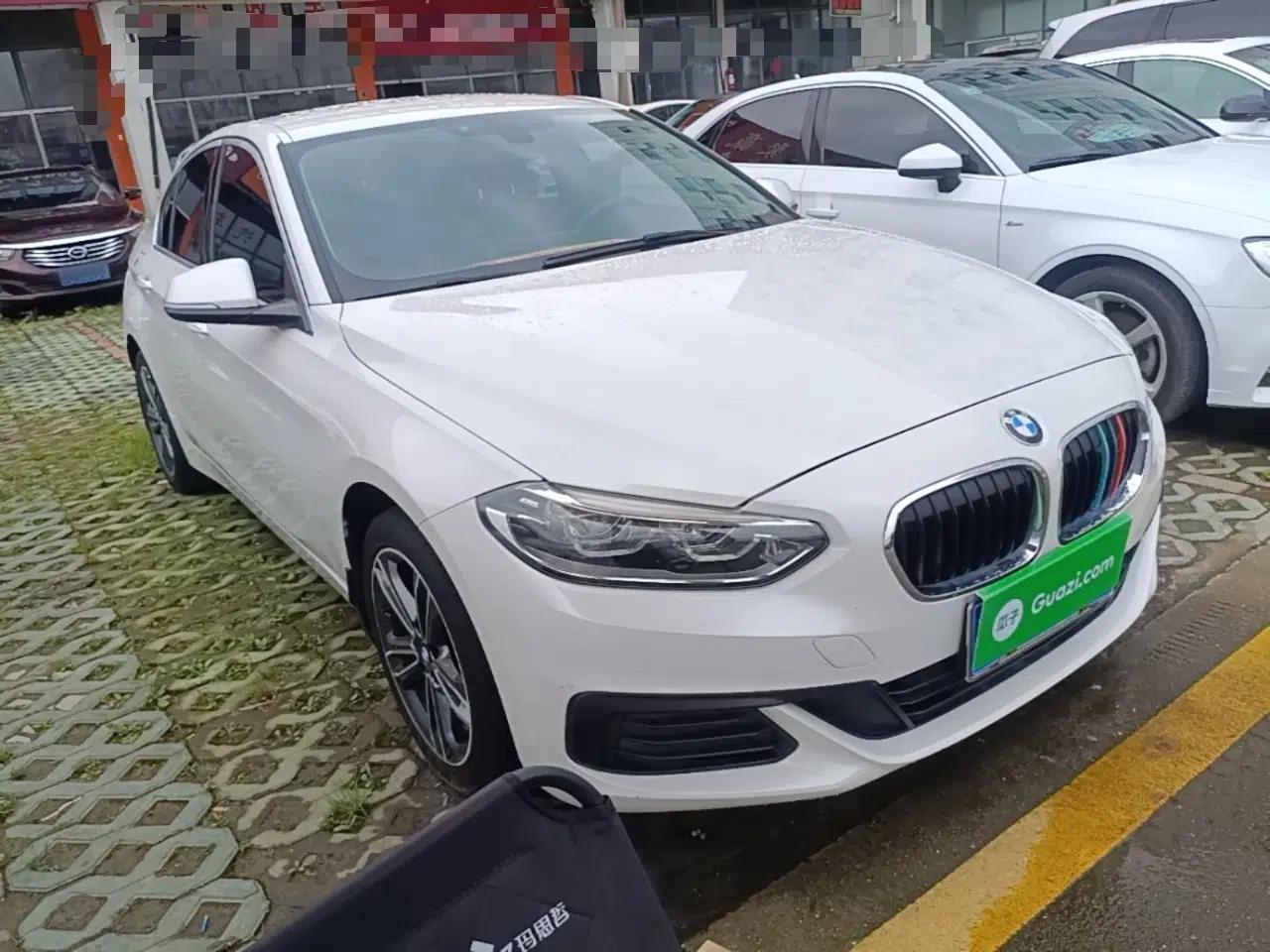 BMW 1 Series 2020 120i Fashion Model — миниатюра 3